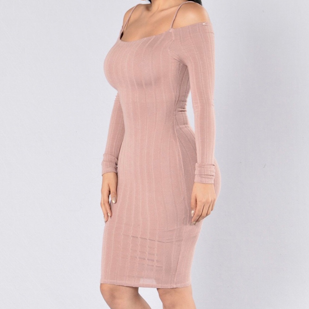 Mauve dress 🌸